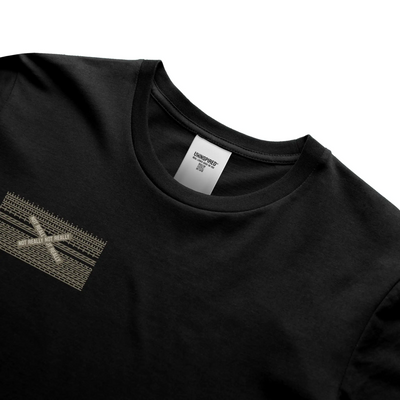 HANGING IN THERE // Standard Tee // BK - Image 4